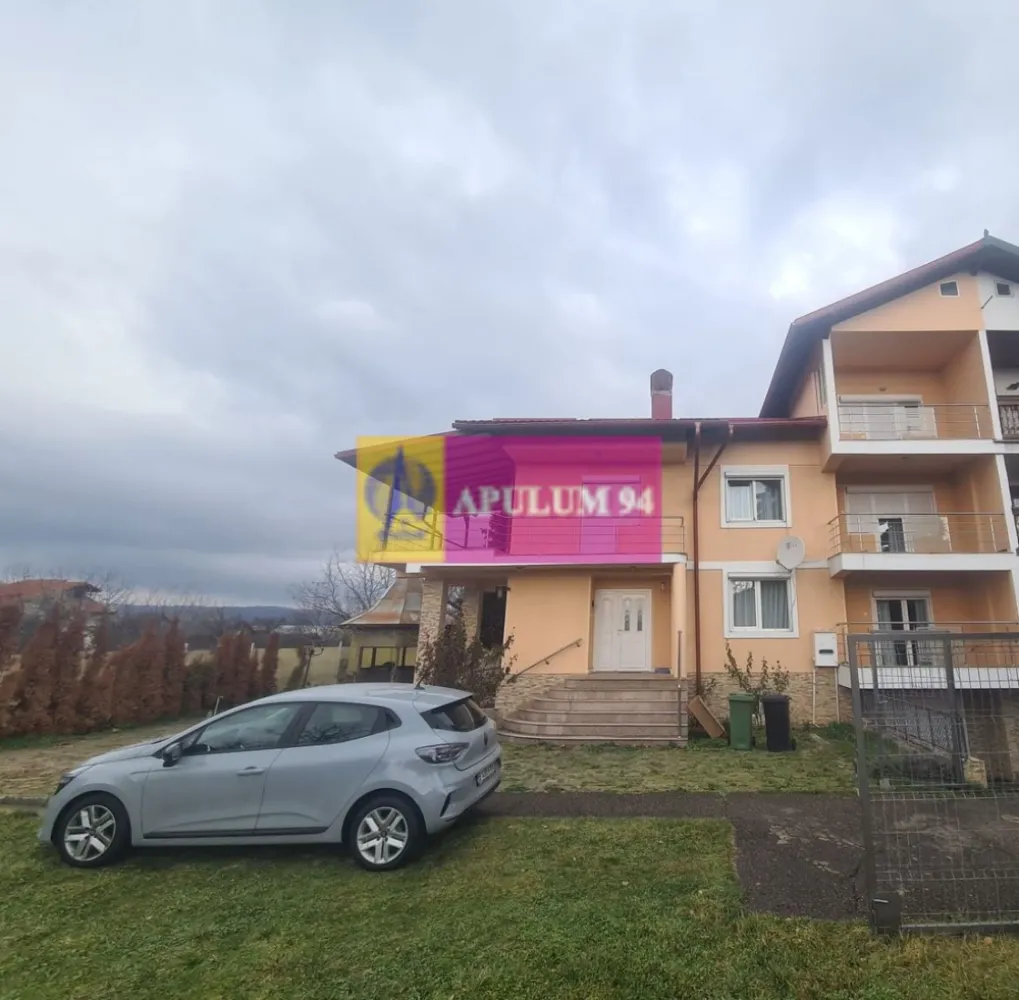 Vila de vanzare in Banesti