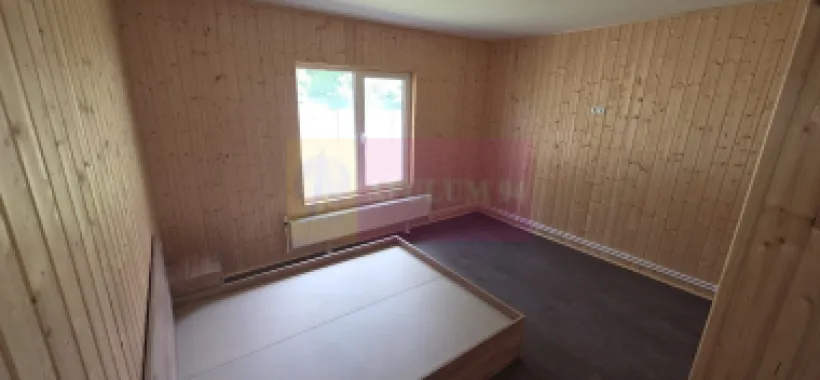 Casa de vanzare cu 4 camere in Brebu