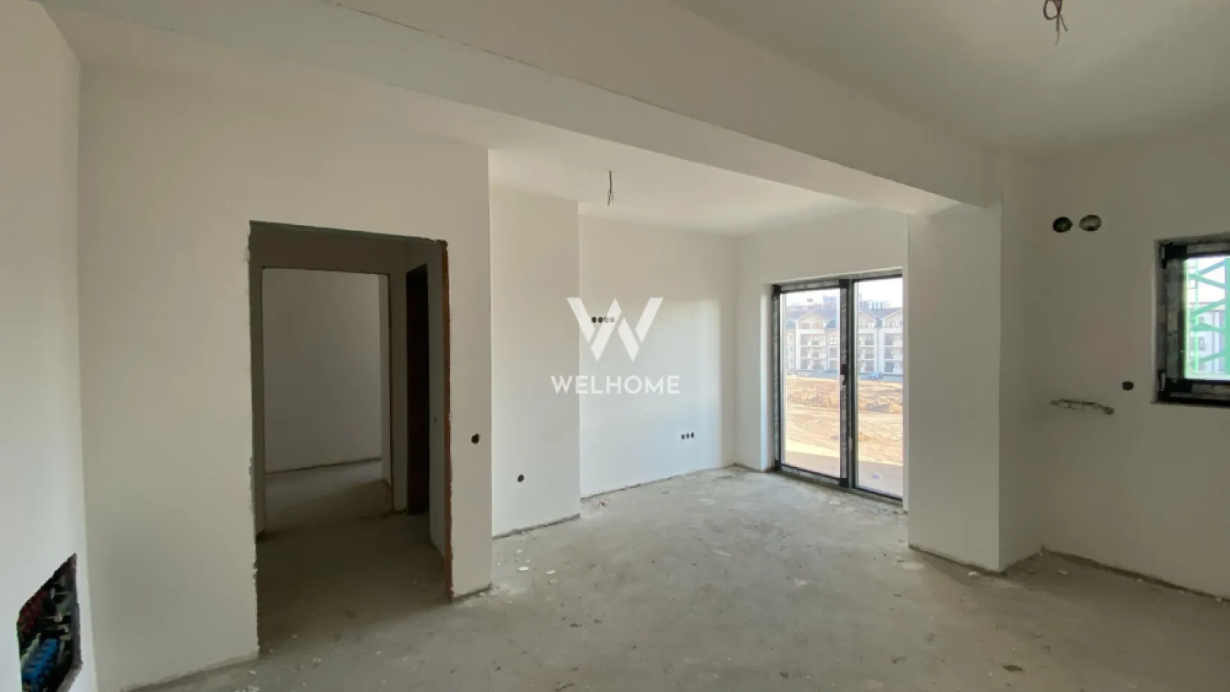 Apartament cu 2 camere si avans doar 5% - zona Doamna Stanca - Sibiu - Proiect nou, in faza de constructie
Primele preturi listate
Dezvoltator cu o experienta de 15 ani pe piata
Loc de parcare suprateran (optional subteran) si spatiu depozitare pentru fiecare apartament inclus in pret
Termen receptie: 2028
Locatie: Zona Shopping City Sibiu

Apartament 2 camere cu predare La Alb (optional La Cheie).
Compartimentare: hol, dormitor, living cu bucatarie, baie cu geam, balcon, spatiu pentru depozitare

Alte puncte forte:
*Bloc modern D+P+6
*Incalzire in pardoseala
*Lift pentru 6 persoane
*Parcari pentru vizitatori
*Zona comerciala si de interes
*Spatiu amenajat pentru biciclete
*Vedere panoramica
 
Pret: 
*pentru etaj: parter - et.3, 88 000 Euro TVA Inclus predare la stadiu interior La Alb. 
*pentru etaj: 4 - 6, 78 000 Euro TVA Inclus predare la stadiu interior La Alb. 
Optional pentru finisaje de interior +3000euro.