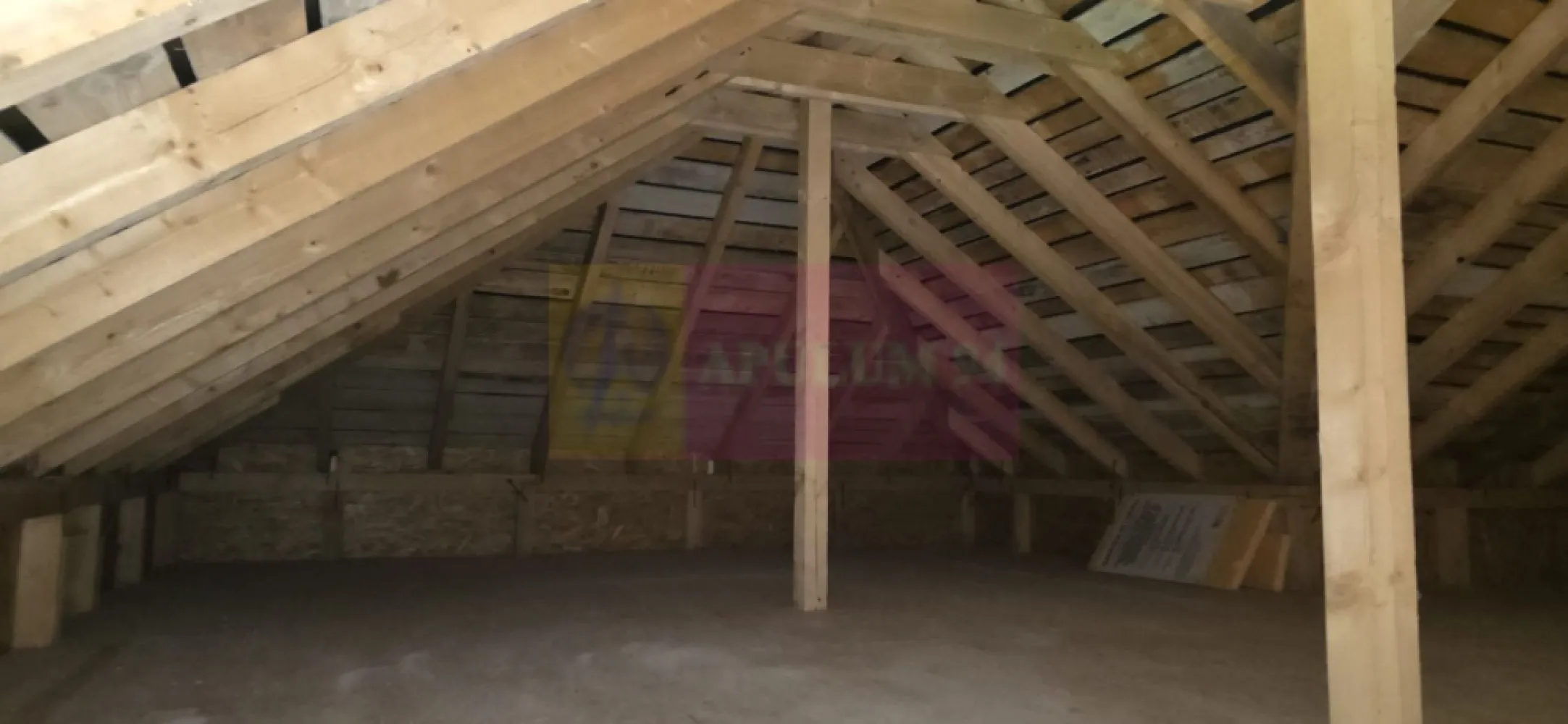 Casa de vanzare cu 4 camere in Brebu