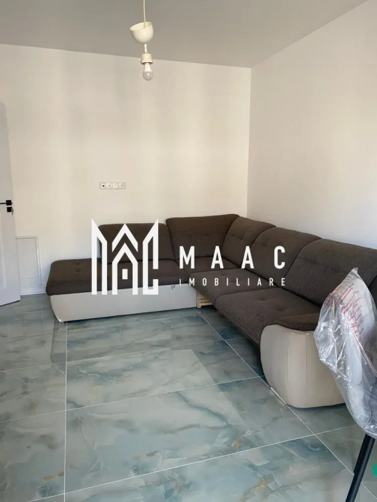 Apartament 2 Camere | 40 MPU | Etaj 2 | Selimbar - MAAC Imobiliare vă propune spre vânzare un apartament, situat într-un imobil nou, finalizat în anul 2024.

Caracteristici principale
Suprafață utilă: 40 mp
Etaj: 2 din 2 + mansardă
Construcție nouă, finalizată în 2024
Complet mobilat și utilat
Disponibil pentru predare imediată

Compartimentare și dotări
Living
Dormitor
Bucătărie complet mobilată și utilată
Baie 
Mobilier și electrocasnice incluse în preț

Avantaje și beneficii
Se vinde exact ca în fotografii
Posibilitatea preluării chiriașului existent, pentru continuitatea randamentului investițional

Localizare și potențial
Amplasat într-o zonă cu acces facil către punctele de interes ale orașului, apartamentul oferă confort, funcționalitate și o investiție sigură într-un imobil nou..

Pentru mai multe detalii și programarea unei vizionări, vă rugăm să contactați echipa MAAC Imobiliare și să menționați ID-ul proprietății: CP3130816.