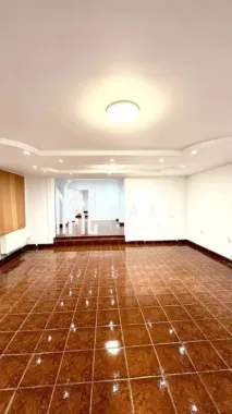 Spatiu comercial I 80 mp I zona cartierul Ștrand