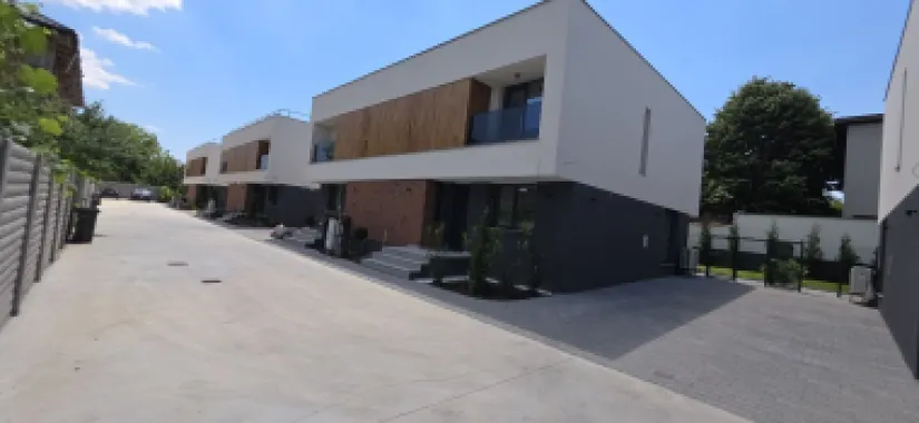 Giulesti duplex P+1 4 camere de vanzare