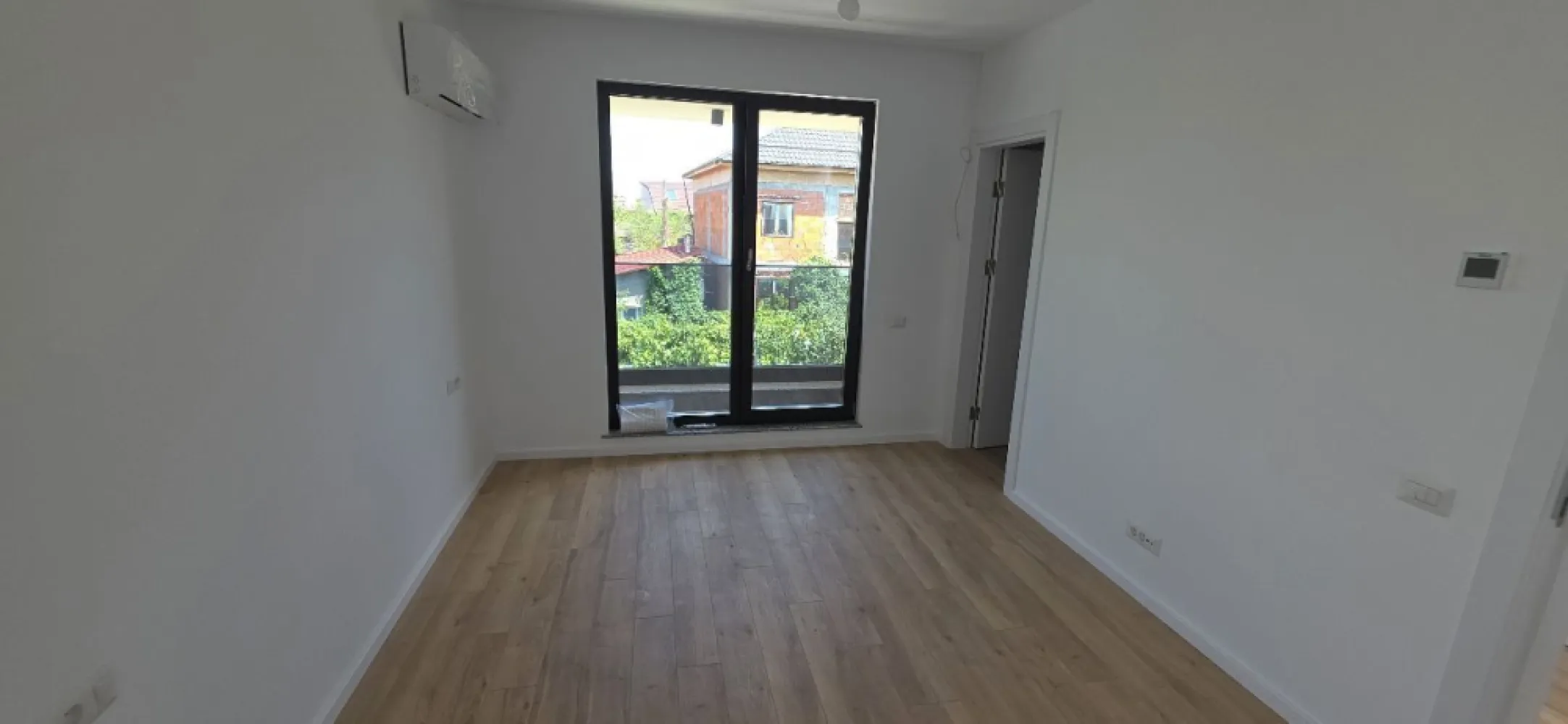 Giulesti duplex P+1 4 camere de vanzare