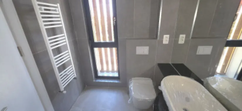 Giulesti duplex P+1 4 camere de vanzare