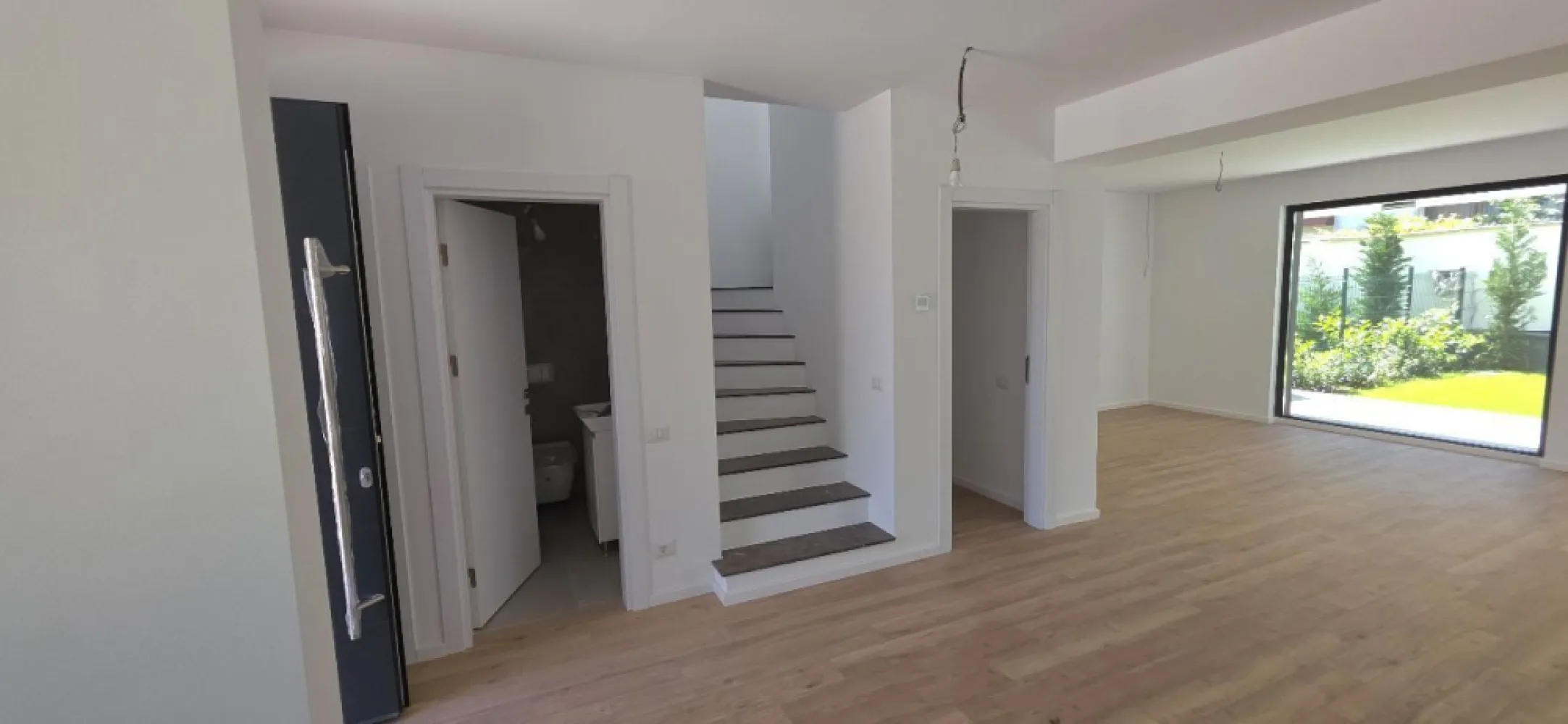 Giulesti duplex P+1 4 camere de vanzare