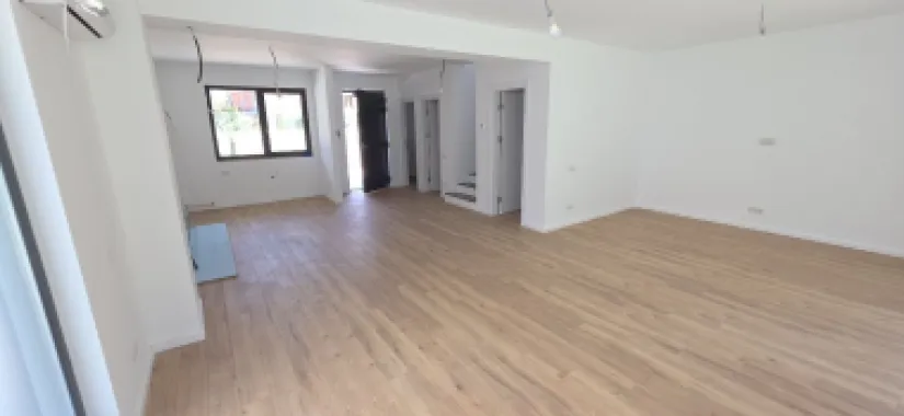 Giulesti duplex P+1 4 camere de vanzare