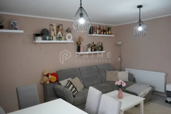 Casă familială spațioasă în zonă liniștită | Sângeorgiu de Mureș |