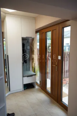 Casă familială spațioasă în zonă liniștită | Sângeorgiu de Mureș |