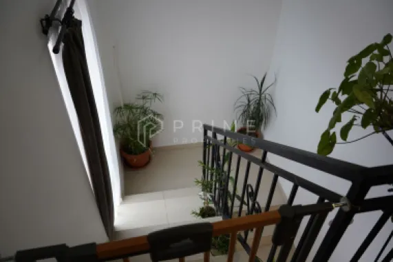 Casă familială spațioasă în zonă liniștită | Sângeorgiu de Mureș |