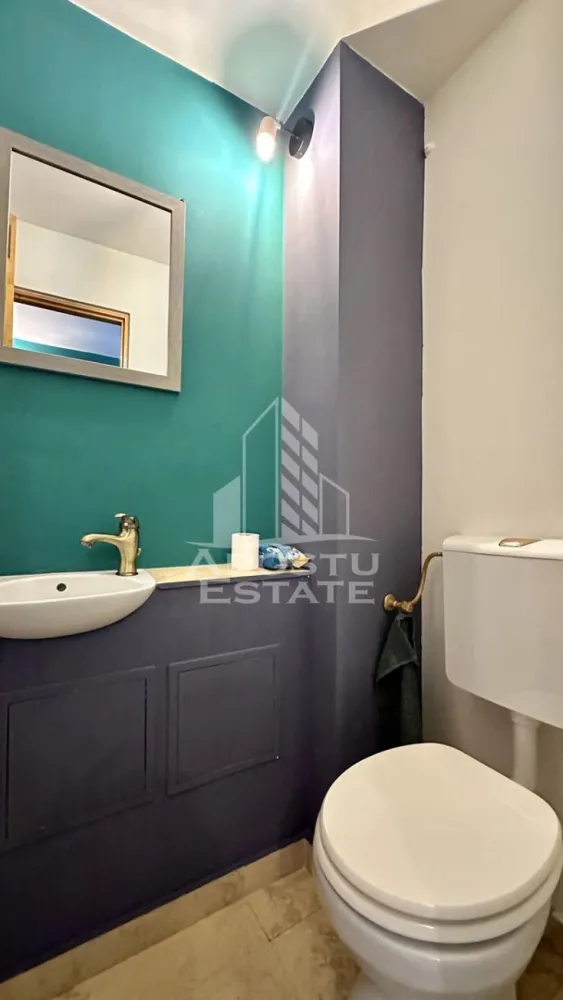 Apartament de vanzare cu 3 camere, 2 bai si o boxa, zona Torontalului
