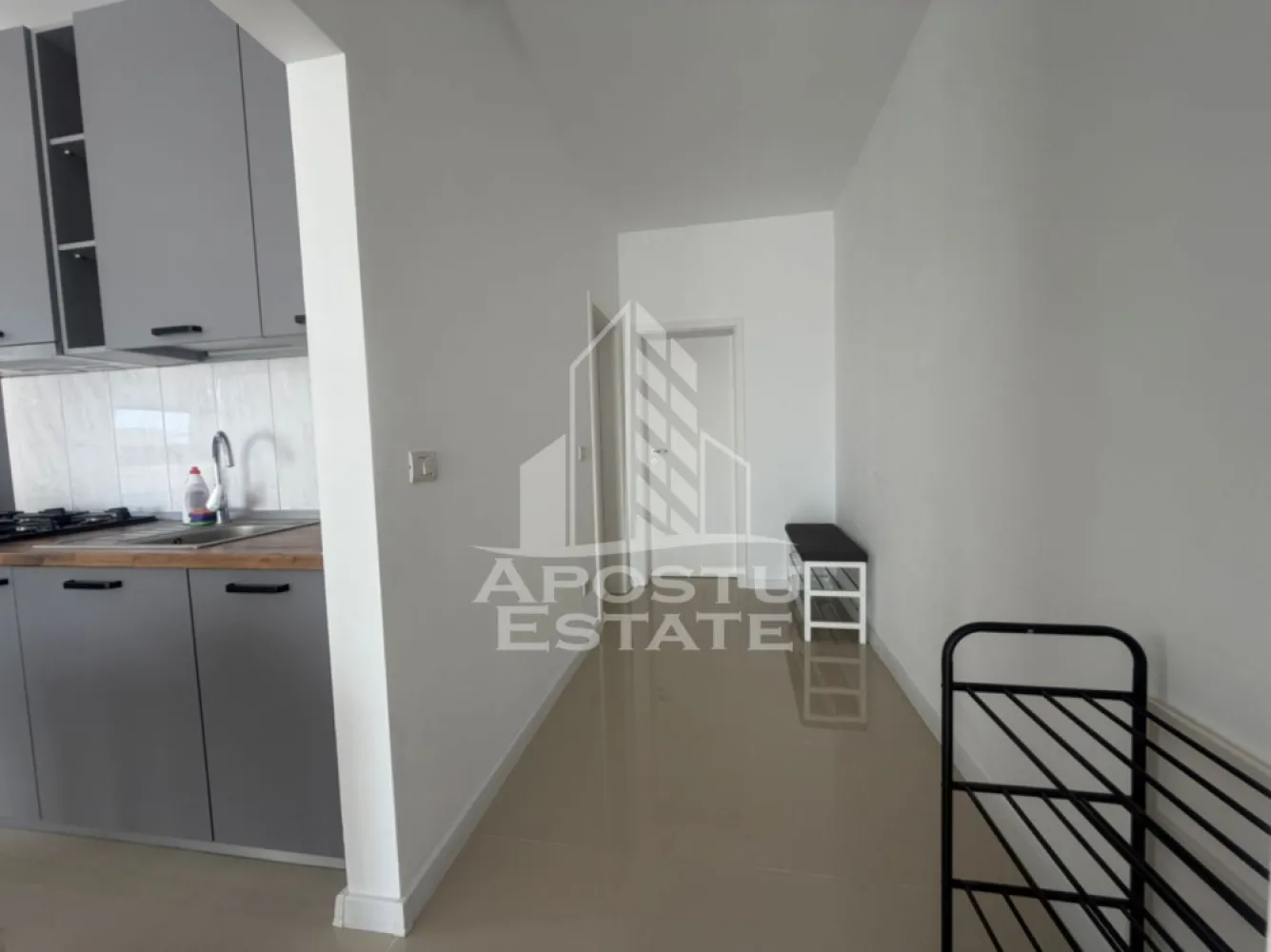 Apartament cu 2 camere, 2 locuri de parcare, etajul 1, in Dumbravita - APOSTU ESTATE are placerea de a va oferi spre vanzare un apartament cu 2 camere, cu o suprafata utila de 52 mp, beneficiind de balcon si 2 locuri de parcare.
compartimentare:
-bucatarie open space;
-dormitor cu pat matrimonial;
-living cu iesire pe balcon.

Apartamentul se vinde mobilat.
Terasa de 7,7mp
Zona exclusivista, retrasa, cu acces rapid spre oras

Agentia imobiliara Apostu Estate va ofera consultanta si solutii financiare prin colaboratorii nostri.

Va invitam cu drag la o vizionare!
ID Intern: CP3168665!