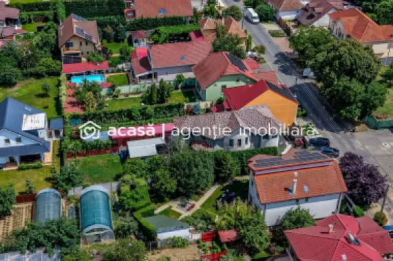 Vilă P+1 | Zona Subcetate | bazin, sală, pista biciclete în vecinătate