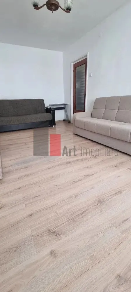 APARTAMENT 2 CAMERE PETRE ISPIRESCU / ENE MODORAN - Va prezentam spre vanzare un apartament de 2 camere decomandate situat la 
 intersectia strazilor Petre Ispirescu cu Ene Modoran , intr-un bloc de apartamente
 reabilitat termic, la etajul 6 din 8 , construit in anul 1984.
 Apartamentul se vinde utilat si mobilat.
 Pentru mai multe imformatii sau vizionare va rog sunati la 0722371033.