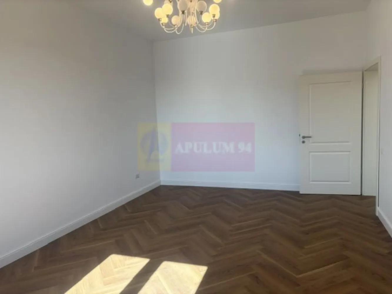 Apartament superb renovat integral Drumul Sarii.