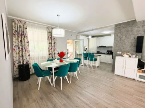 Duplex modern | Complet Mobilat și Utilat I Curte amenajată I Unirii