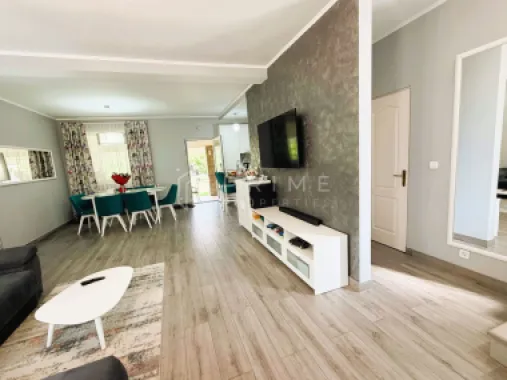Duplex modern | Complet Mobilat și Utilat I Curte amenajată I Unirii