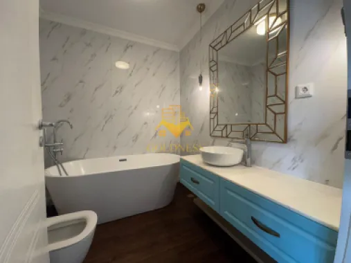 2 camere, lux, bloc nou, parcare, AC, Andrei Muresanu zona Mega Image