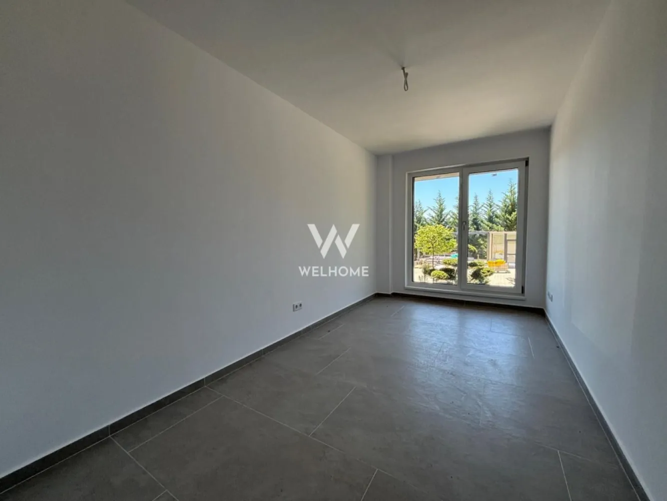 OFERTĂ! Apartament 3 camere cu grădină 50 mp - zona Vest, Sibiu
