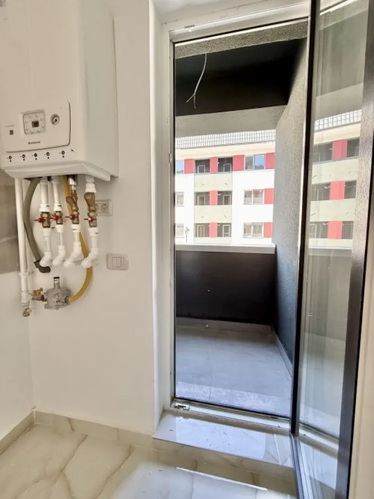 Garsoniera cartier Militari Residence - mutare imediata!!