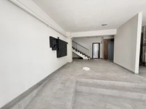 Garsoniera cartier Militari Residence - mutare imediata!!