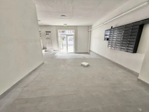 Garsoniera cartier Militari Residence - mutare imediata!!