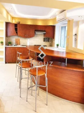 DE ÎNCHIRIAT – APARTAMENT 3 CAMERE – MIHAI BRAVU / BUCUR OBOR