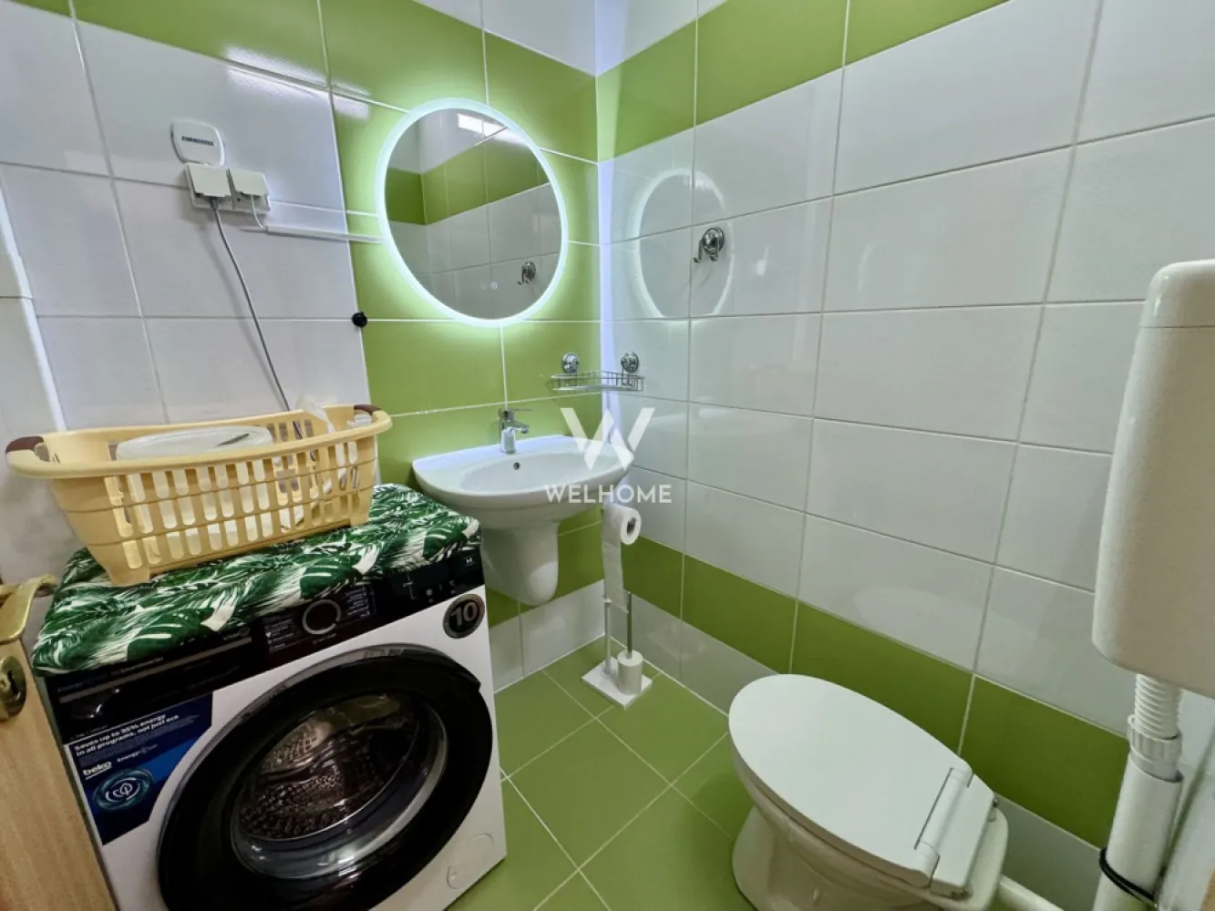 Apartament 3 camere de închiriat – spațios, luminos, gata de mutat