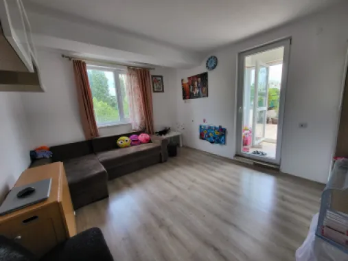 Apartament 3 camere cu terasa