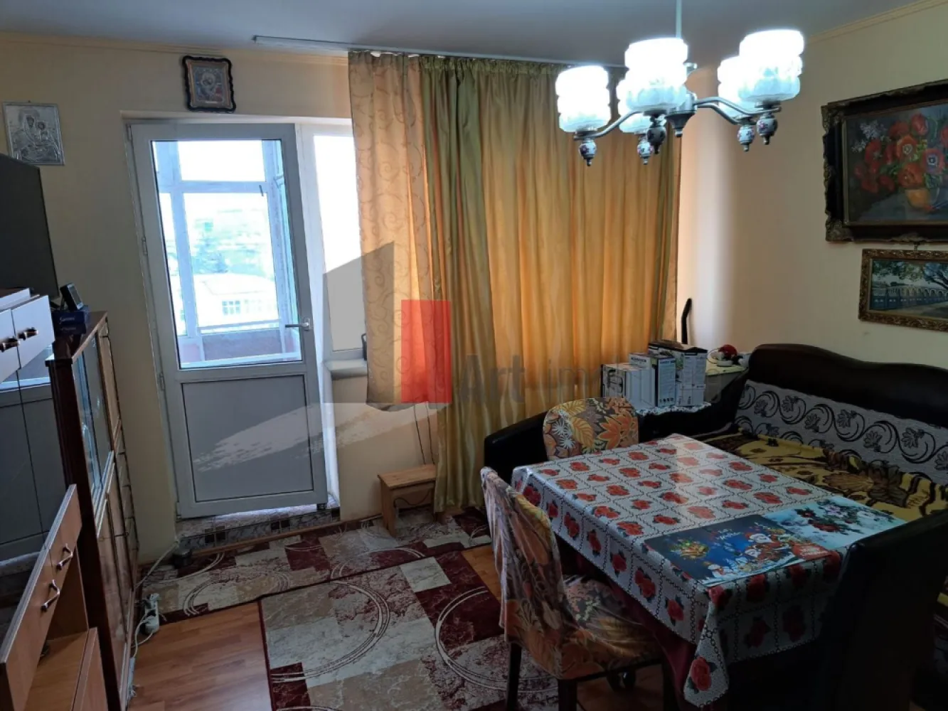 Drumul Taberei - AFI Cotroceni - Drumul Taberei, Orizont, in apropiere de AFI Cotroceni, semistradal, etaj 6/10, confort 1, semidecomandat, 2 balcoane, curat. Blocul se afla langa statii metrou, STB, numeroase centre comerciale, scoli, parc. Actele sunt pregatite pentru vanzare
