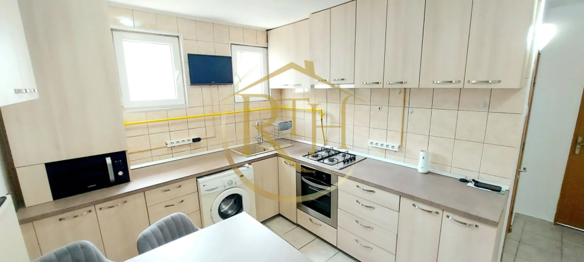Oferim apartament cu 1 camera, langa Iulius Mall, centrala proprie pe gaz