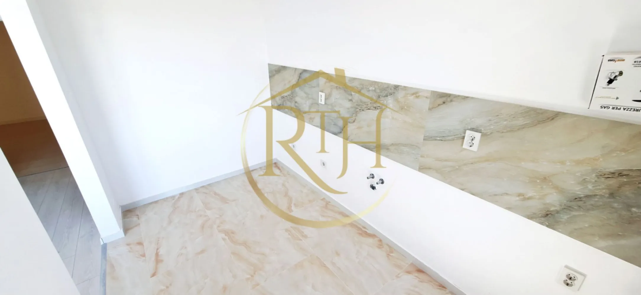 Oferim spre vanzare apartamente noi, 0% Comision, situate in Giroc