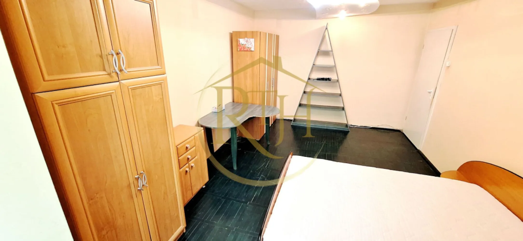 Oferim spre inchiriere apartament 1 camera, decomandat, Complex Studentesc