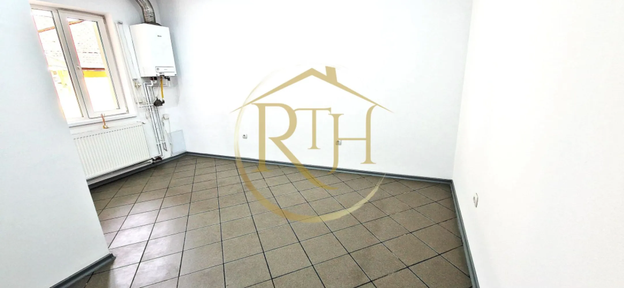 Spațiu comercial/birouri de închiriat – vad comercial excelent – zona Bălcescu