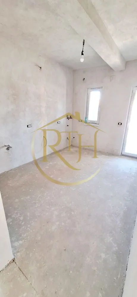 Oferim spre vanzare Case-Duplex cu 4 camere, situate in Giroc, 0% comision