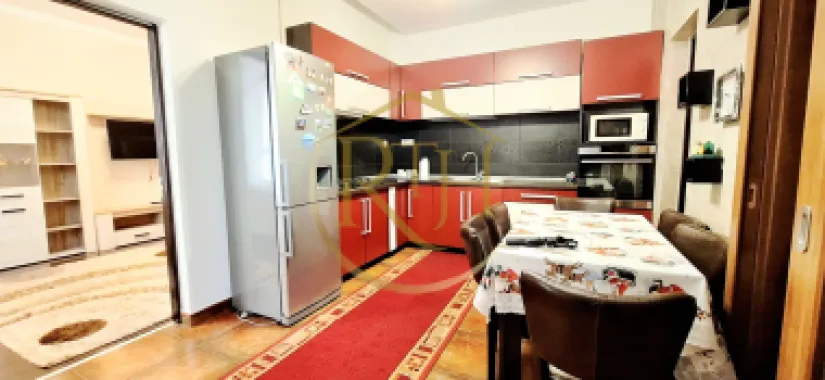 Oferim spre inchiriere apartament spatios, cu 3 camere, aproape de Nokia