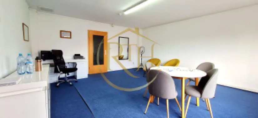 Oferim spre inchiriere spatii pentru birouri, zona Soarelui, Parcare privata