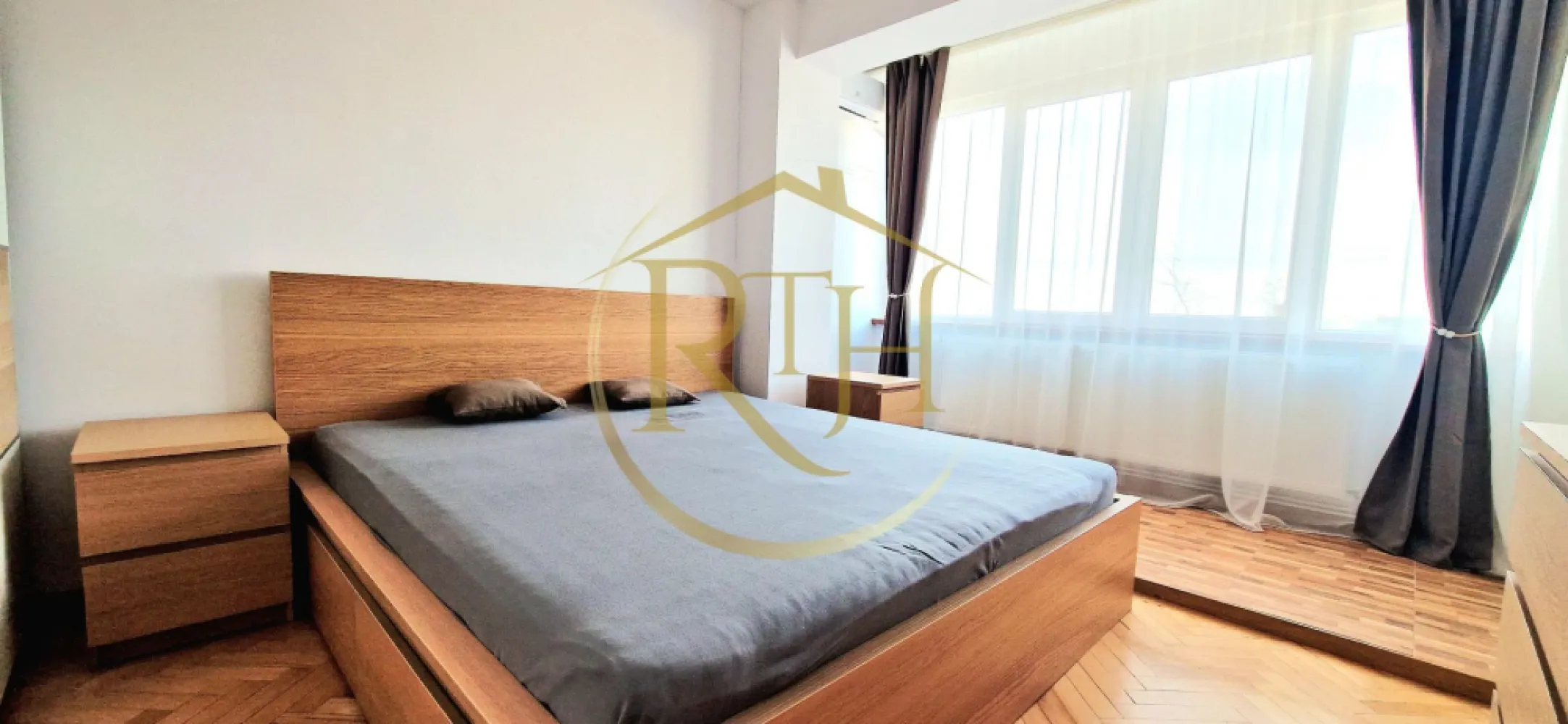 Inchiriez apartament modern cu 2 camere –zona Circumvalatiunii-Complex Favorit