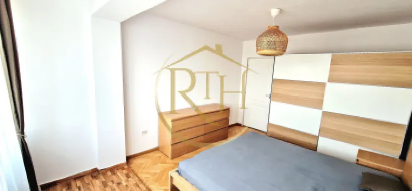 Inchiriez apartament modern cu 2 camere –zona Circumvalatiunii-Complex Favorit