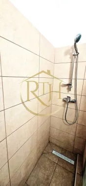 Inchiriez apartament modern cu 2 camere –zona Circumvalatiunii-Complex Favorit