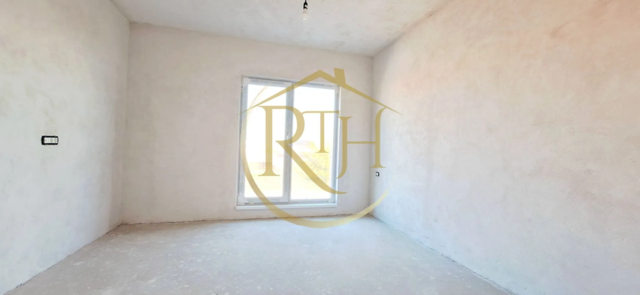 Oferim spre vanzare Case-Duplex cu 4 camere, situate in Giroc, 0% comision