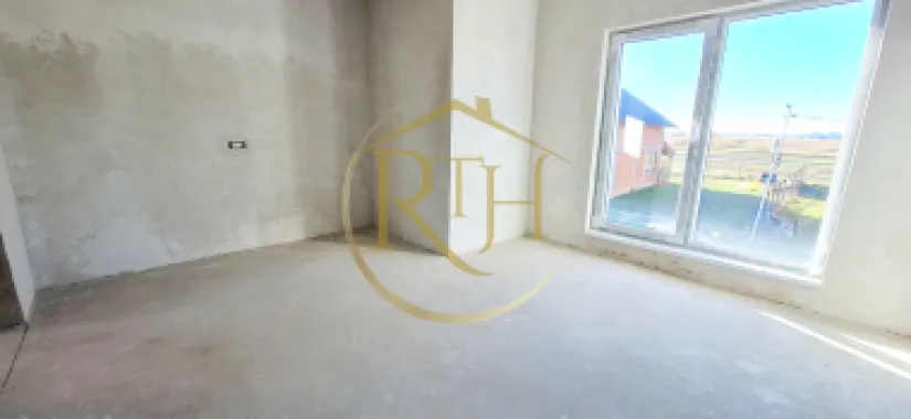 Oferim spre vanzare Case-Duplex cu 4 camere, situate in Giroc, 0% comision