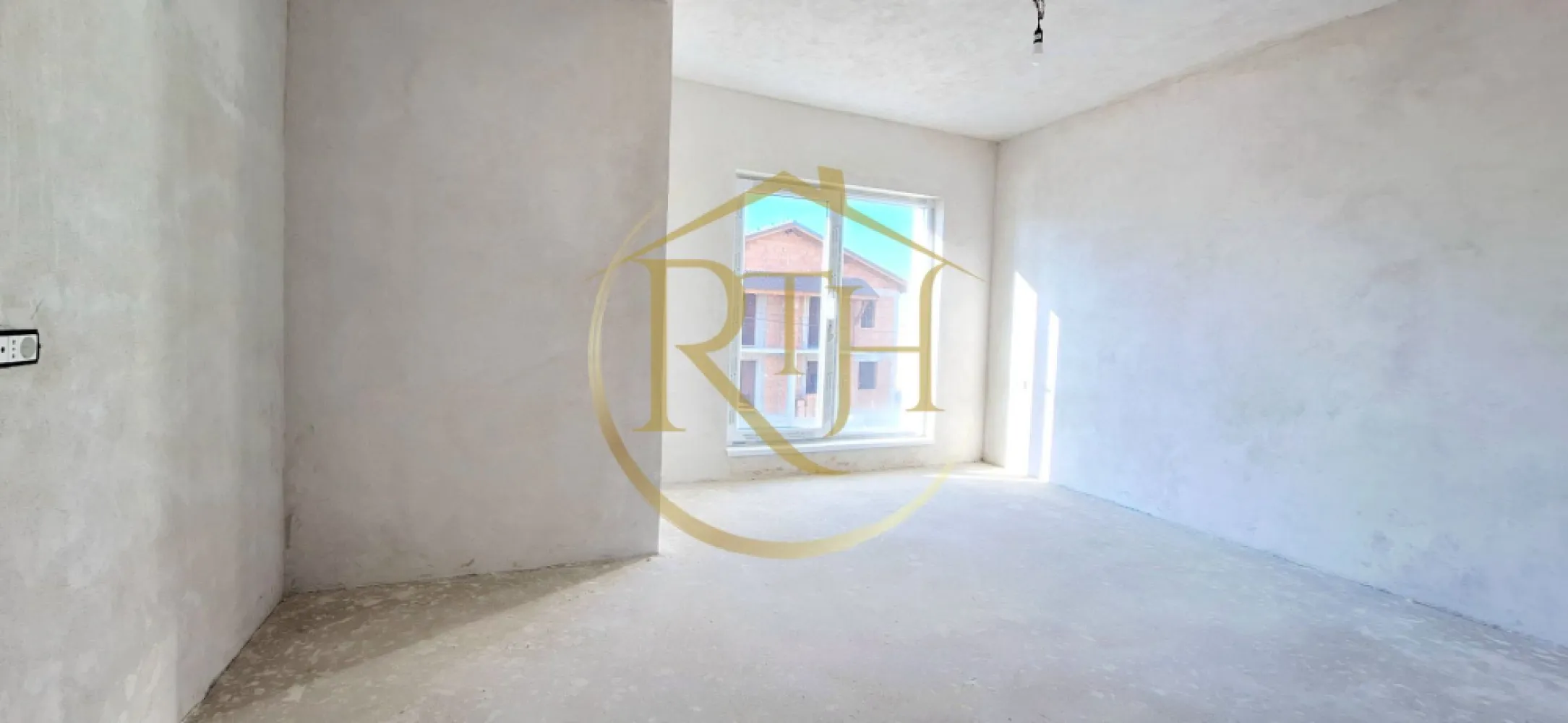 Oferim spre vanzare Case-Duplex cu 4 camere, situate in Giroc, 0% comision