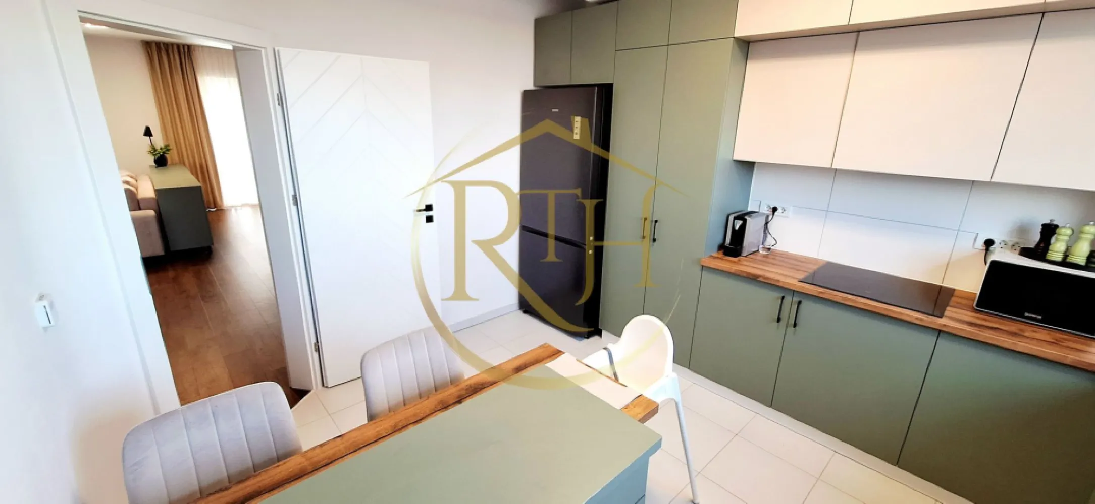 Oferim spre vanzare Casa tip Duplex, situata in Giroc in apropiere de DAF