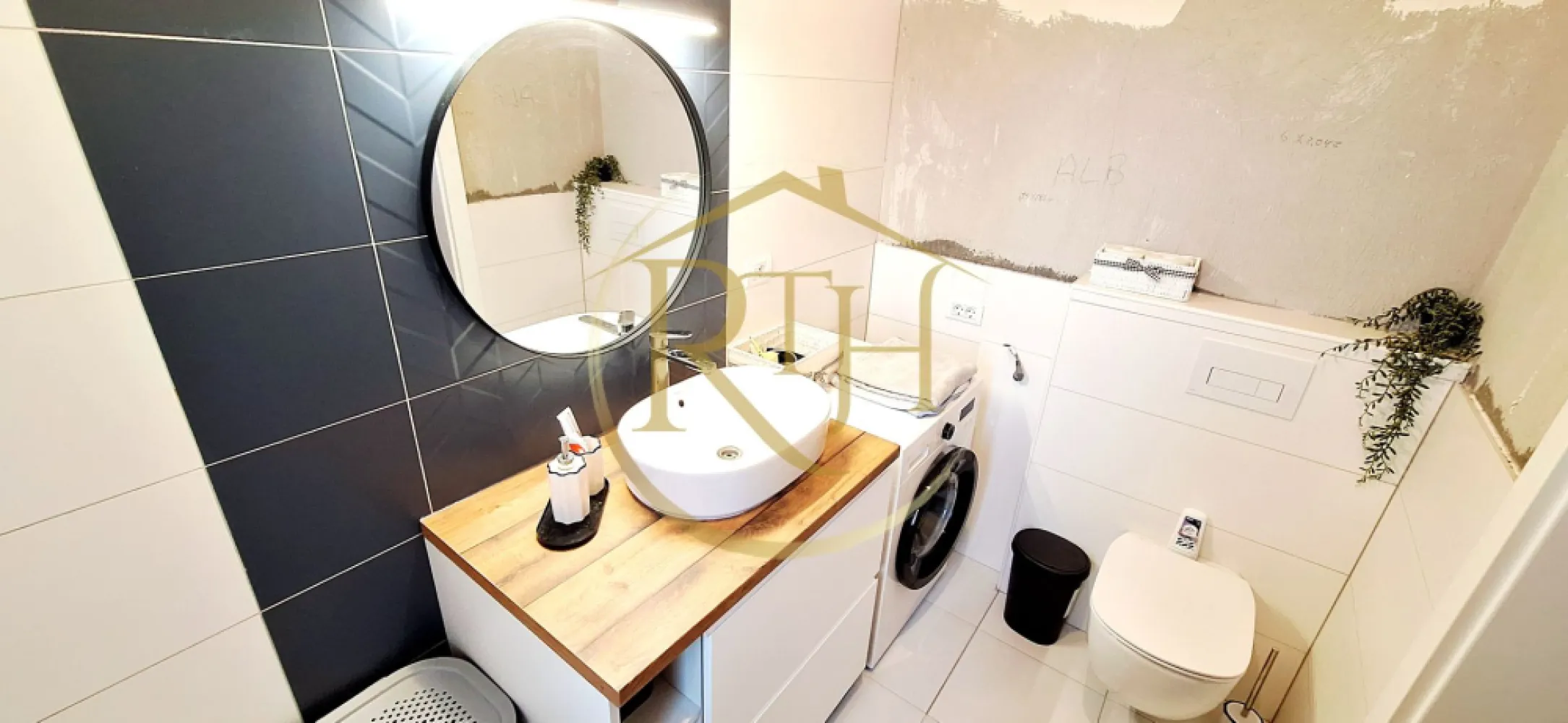 Oferim spre vanzare Casa tip Duplex, situata in Giroc in apropiere de DAF