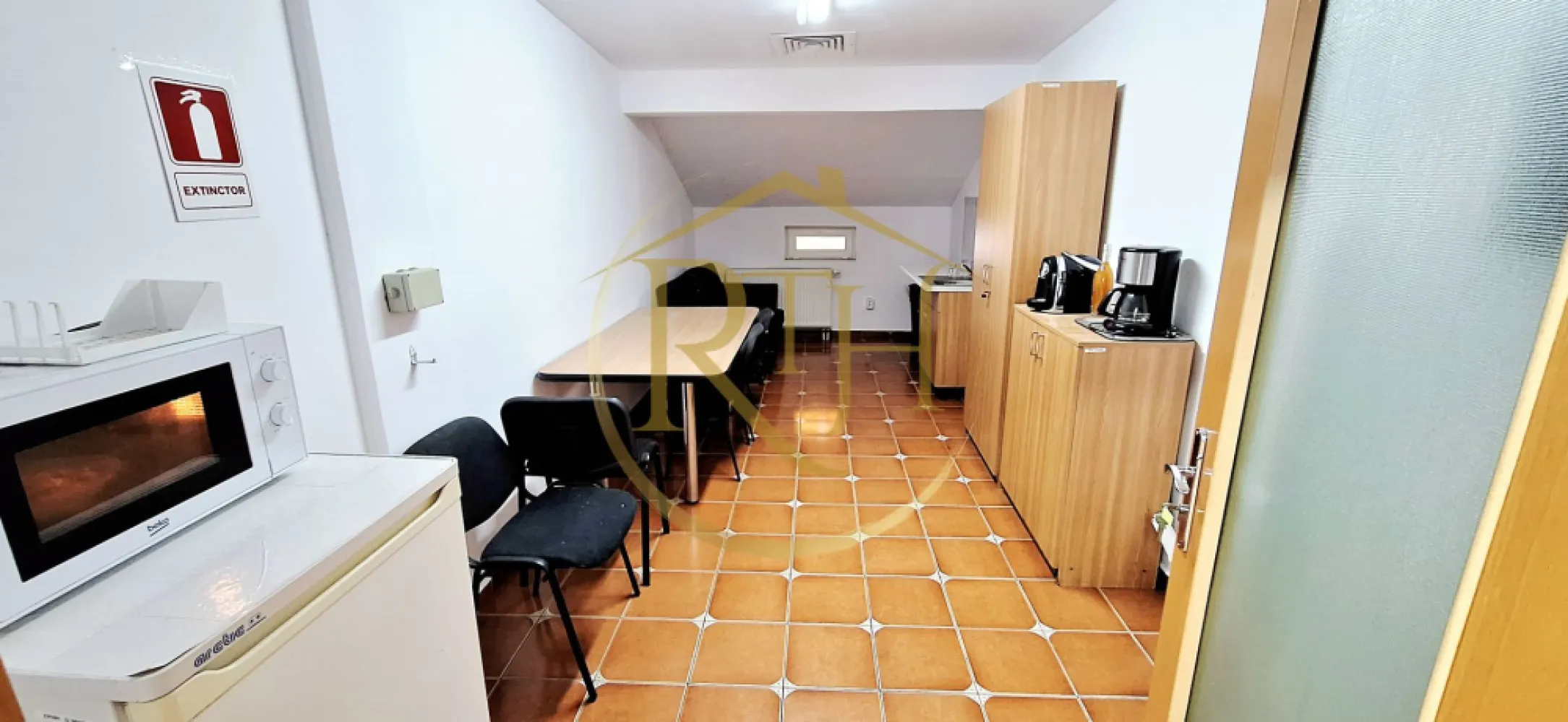 Oferim spre inchiriere spatii pentru birouri, zona Soarelui, parcare privata
