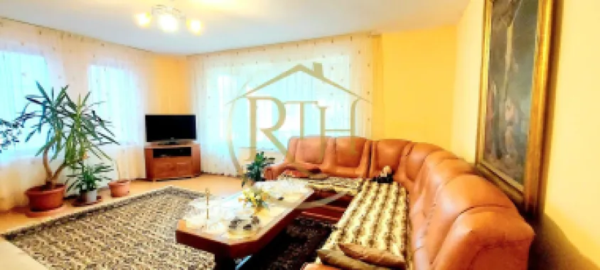 Oferim spre vanzare casa, 6camere, 162mp utili,809mp teren,in Giroc 0% Comision
