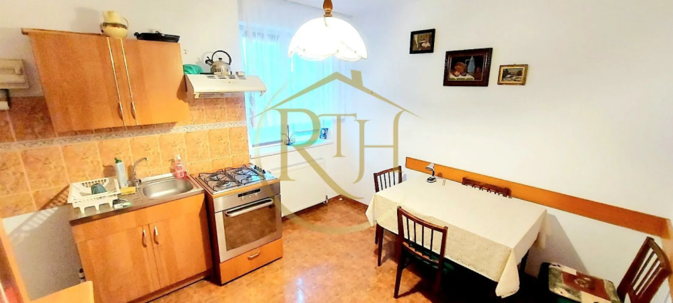 Oferim spre vanzare casa, 6camere, 162mp utili,809mp teren,in Giroc 0% Comision
