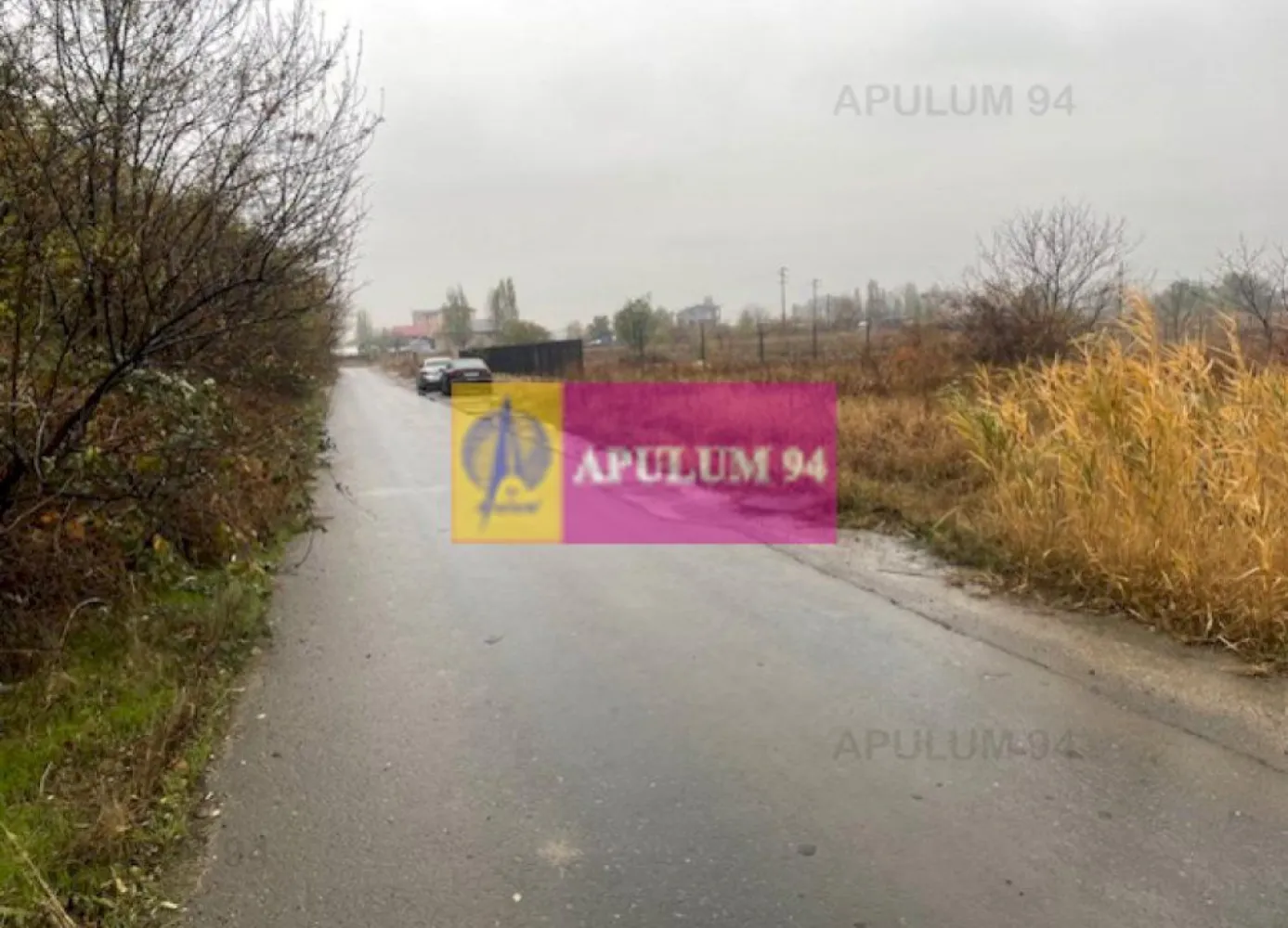 Teren Soseaua Alexandriei- Pasarela Bragadiru. - Compania Imobiliara Apulum 94 va propune un teren situat stradal pe Soseaua Alexandriei- langa Pasarela Bragadiru, in apropiere de centura.
Terenul are 2 deschideri, fiind cu iesire la doua drumuri.
In fata terenului sunt toate utilitatile- curent, apa, gaze, canal. 
Terenul se poate extinde cu alte 3 loturi a cate 5000 mp cu aceeasi deschidere fiecare. 
Pentru vizionare si mai multe detalii nu ezitati sa ma contatati pe nr 0733683446- Laura Ionescu. 
COMISIONUL AGENTIEI ESTE 3%+TVA.
