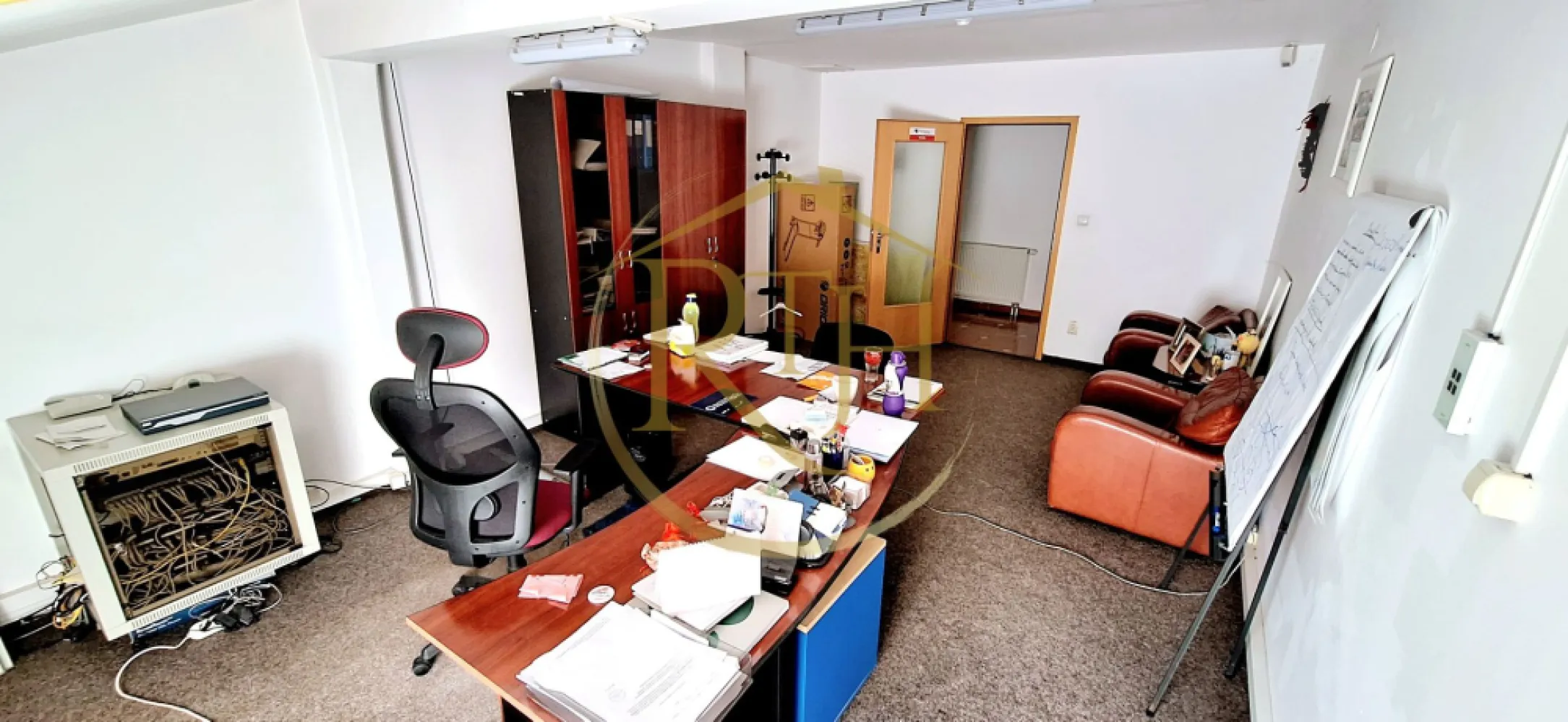Oferim spre inchiriere spatii pentru birouri, zona Soarelui